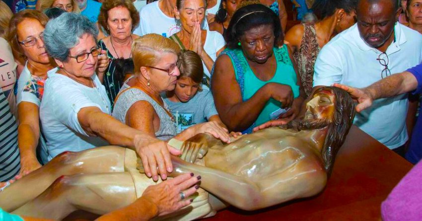 Procissão do Senhor Morto e Enterro